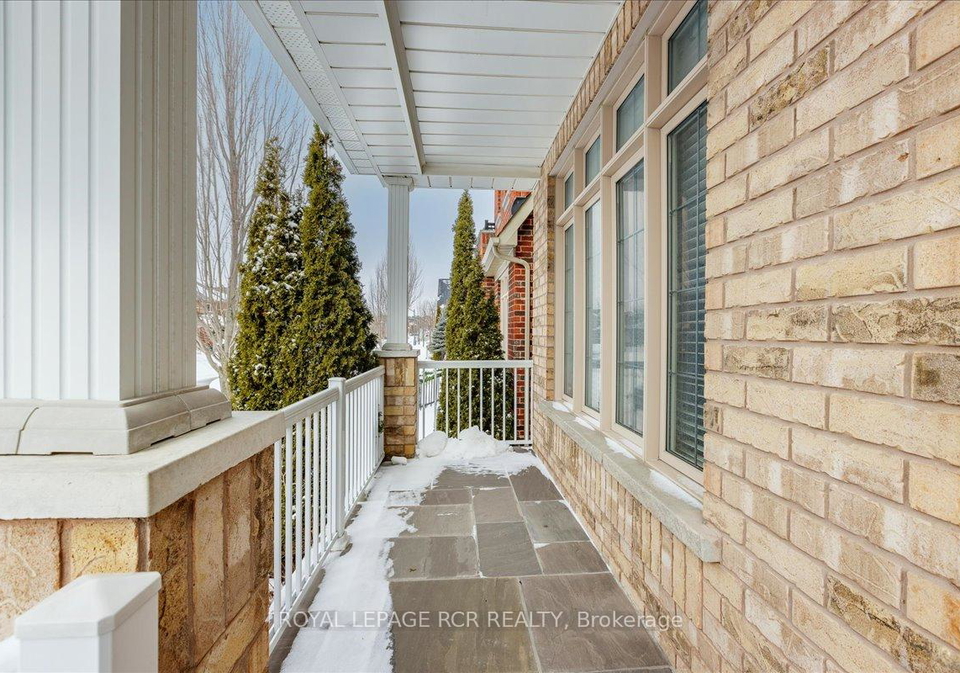 392-kwapis-boulevard-newmarket-ontario-n12814652