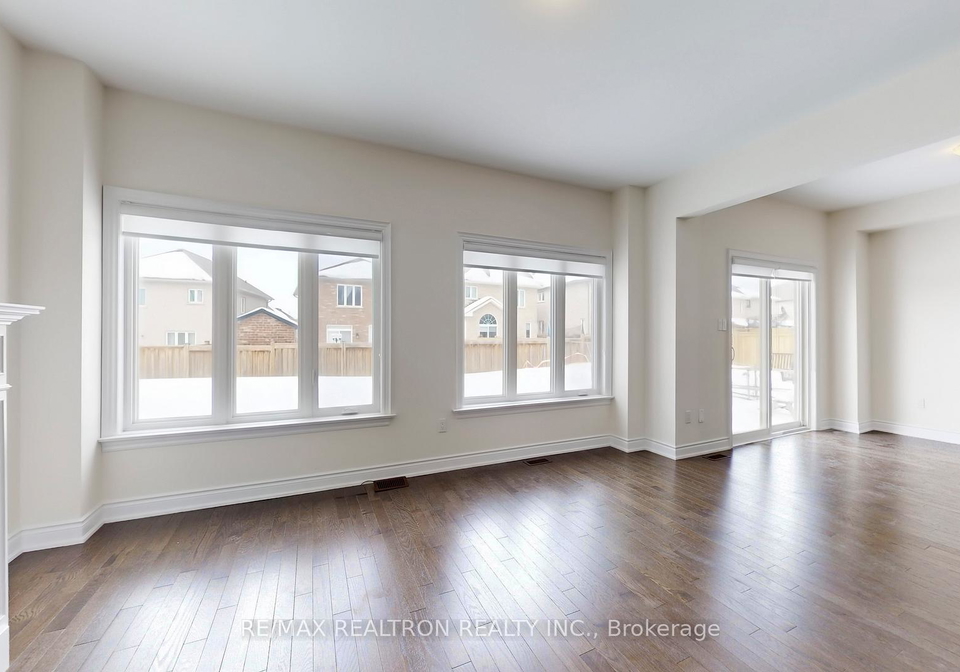 46-mac-campbell-way-bradford-west-gwillimbury-ontario-n12814934
