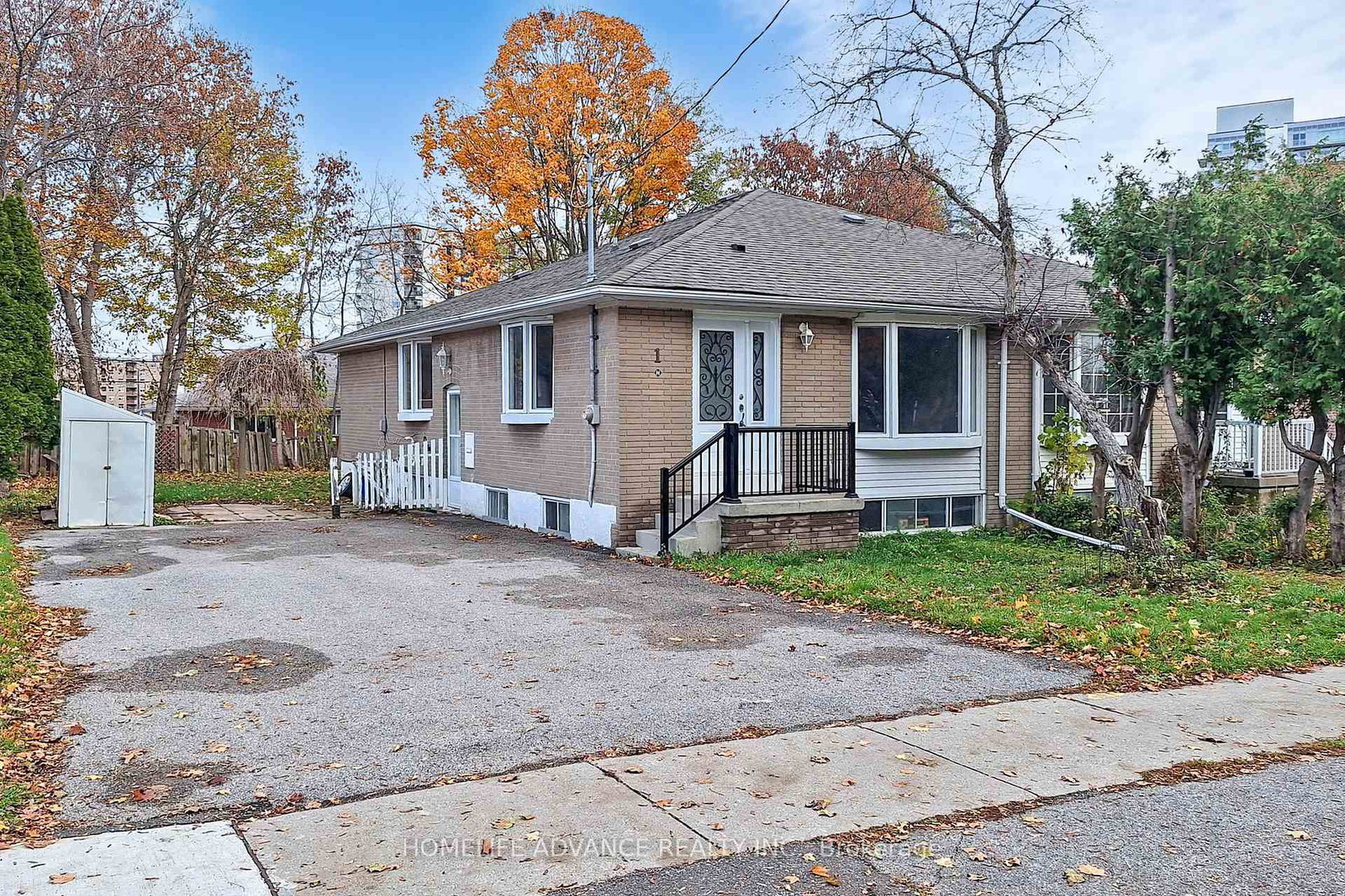 1-walter-avenue-newmarket-ontario-n12816944