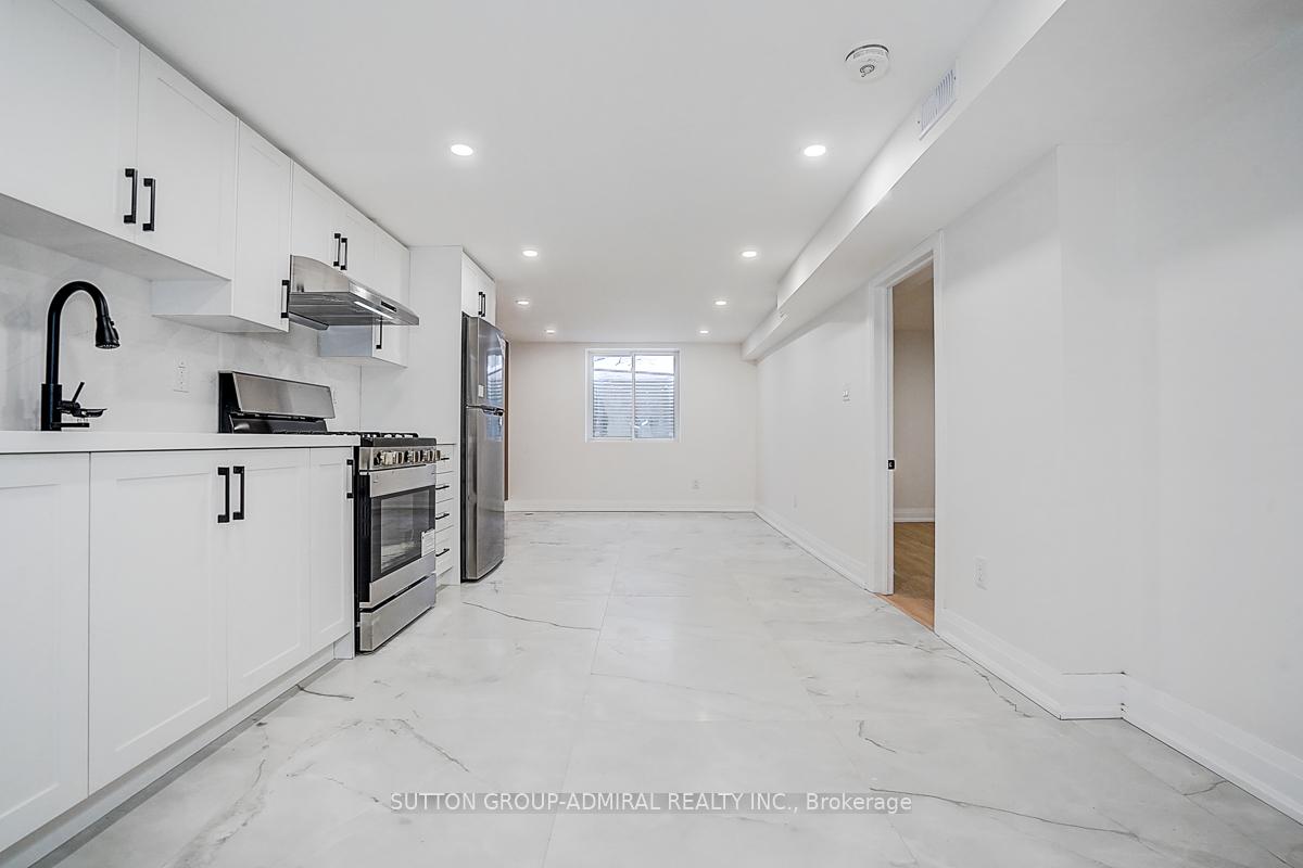 176-cherrywood-drive-newmarket-ontario-n12817200