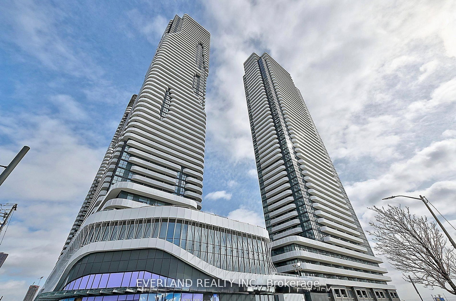 8-interchange-way-vaughan-ontario-n12817644