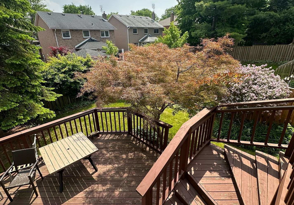 9-chadburn-crescent-aurora-ontario-n12818900
