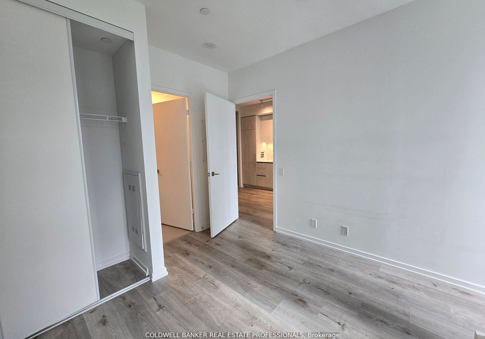 7890-jane-street-vaughan-ontario-n12819334