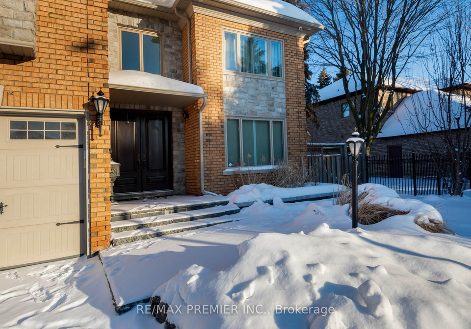 101-woodgreen-drive-n-vaughan-ontario-n12819716