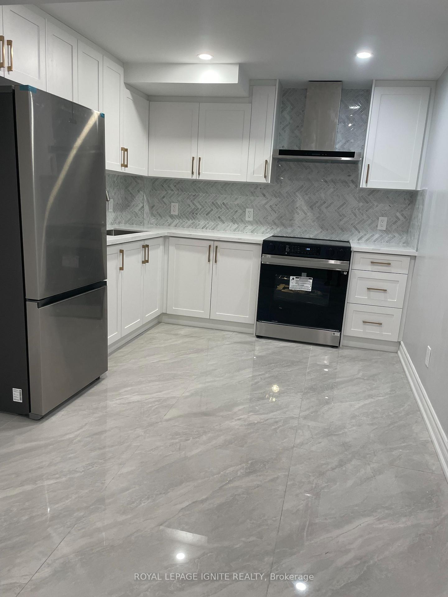 15-jinnah-avenue-markham-ontario-n12820974