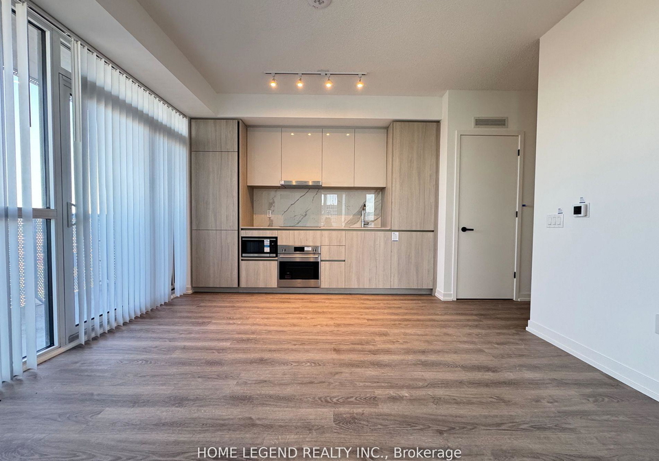 8-interchange-way-vaughan-ontario-n12821378