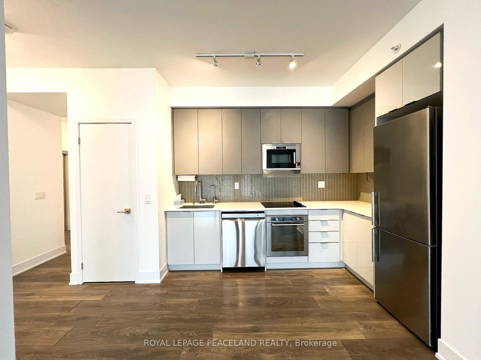 2908-highway-7-vaughan-ontario-n12821416