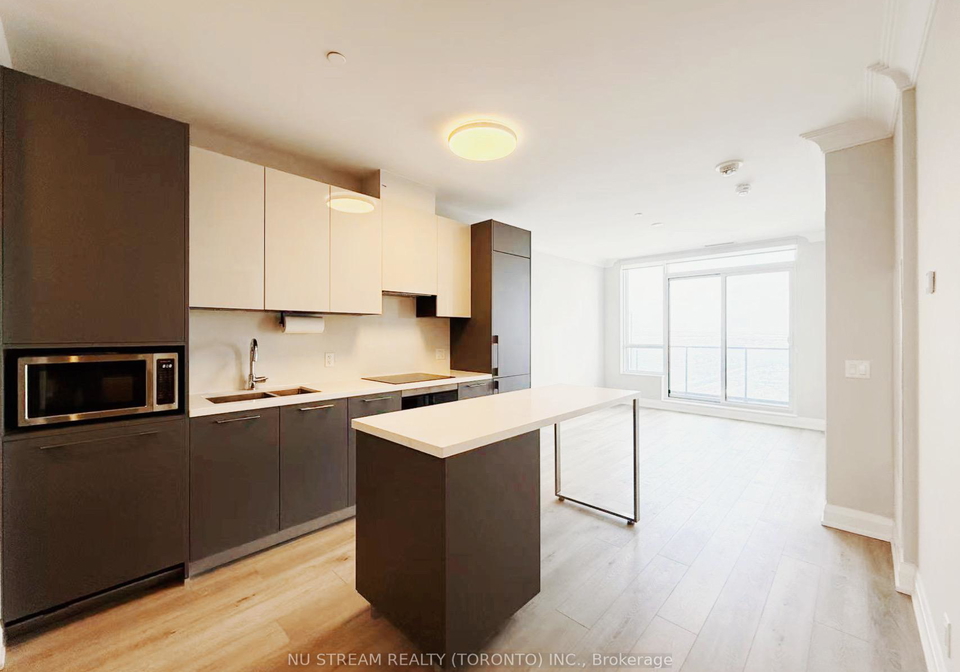8-water-walk-drive-markham-ontario-n12822942