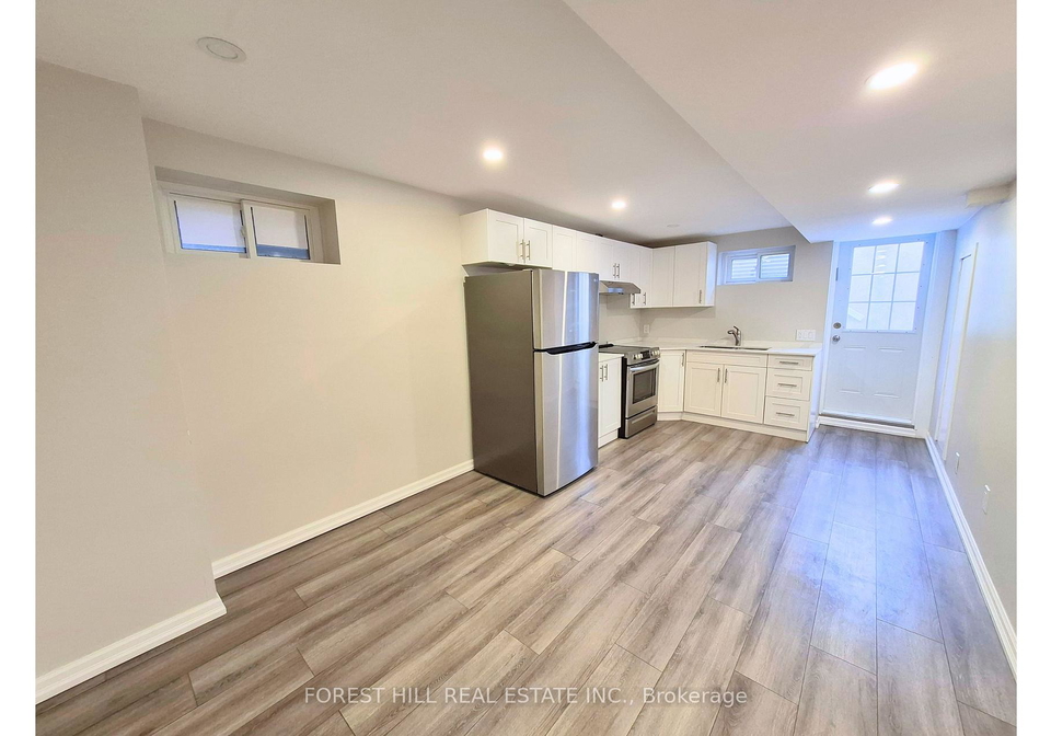 136-esther-crescent-vaughan-ontario-n12823998