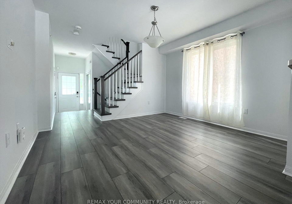 22-gladys-clarkson-drive-whitchurch-stouffville-ontario-n12828436