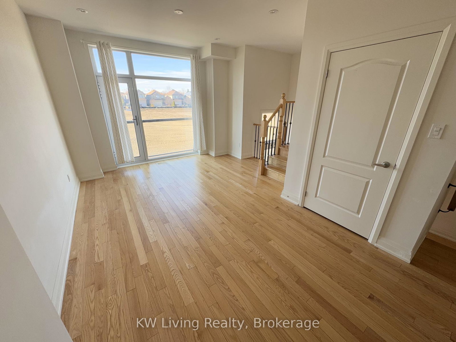 6-mcclarys-way-markham-ontario-n12829548