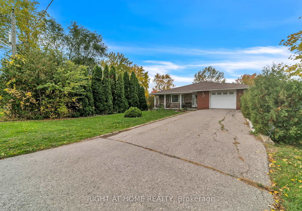 22-hamilton-drive-newmarket-ontario-n12830756