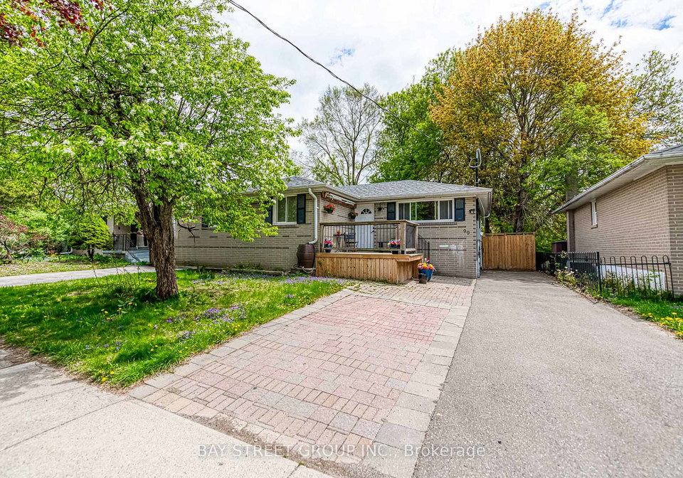 99-cherrywood-drive-newmarket-ontario-n12830824
