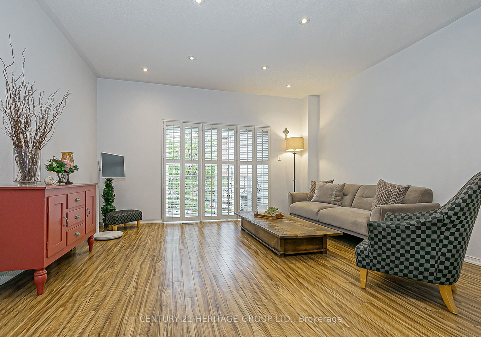 23-observatory-lane-richmond-hill-ontario-n12831018