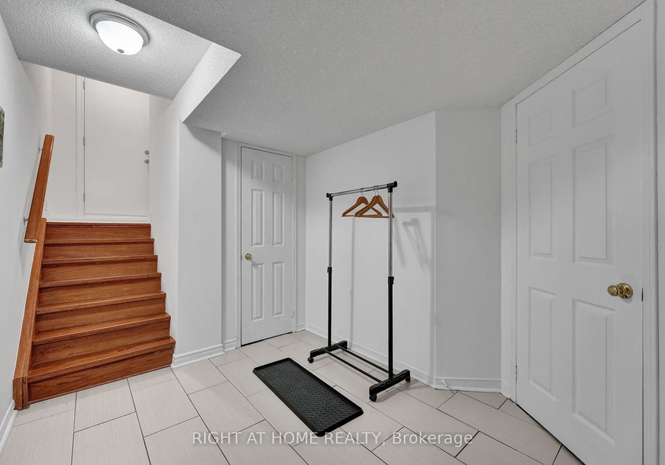 18-bayel-crescent-richmond-hill-ontario-n12831886