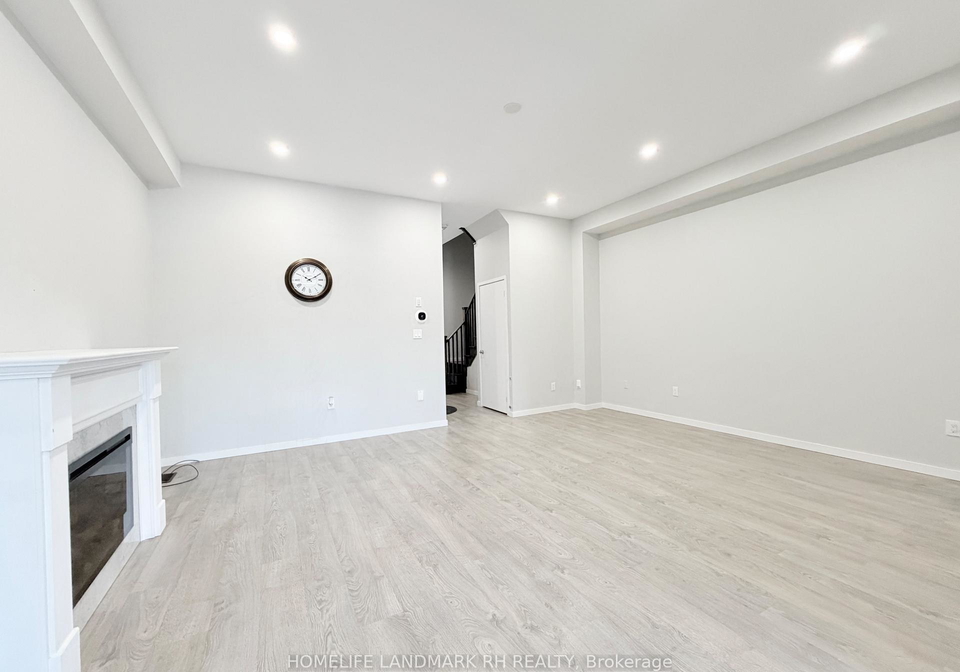 176-elyse-court-aurora-ontario-n12835400