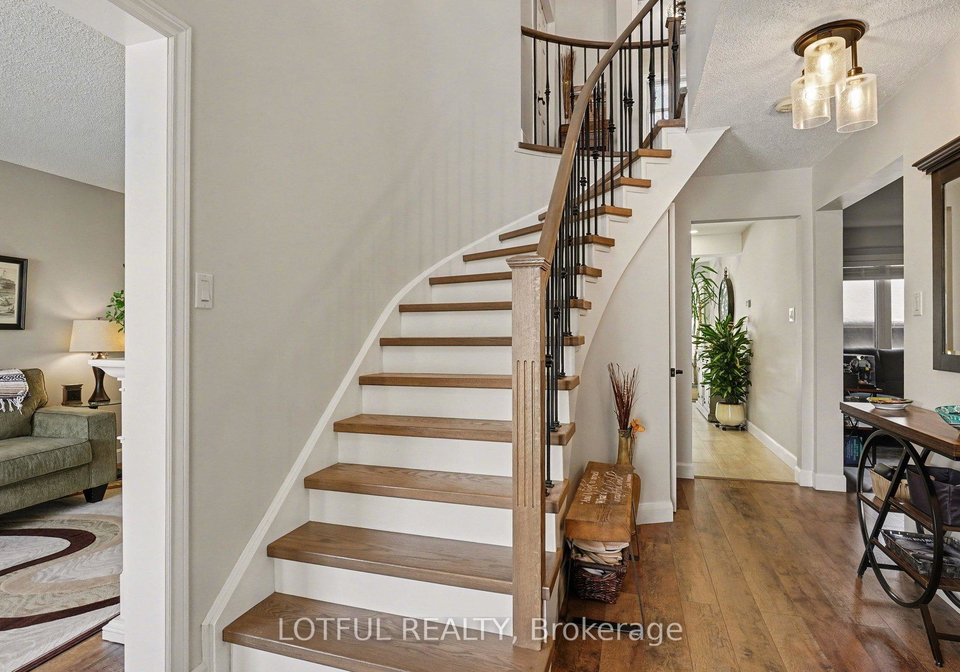 2212-chalmers-crescent-innisfil-ontario-n12835572