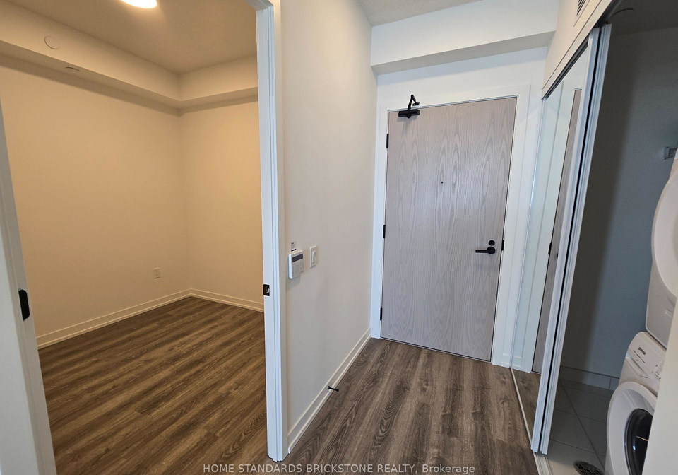 8-interchange-way-vaughan-ontario-n12836772