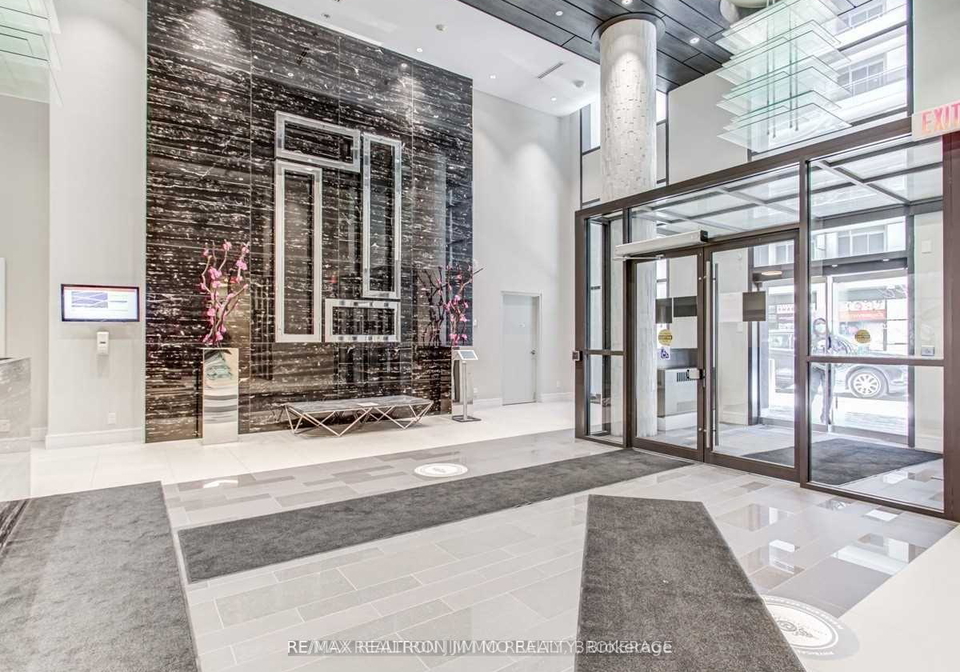 9199-yonge-street-richmond-hill-ontario-n12836848