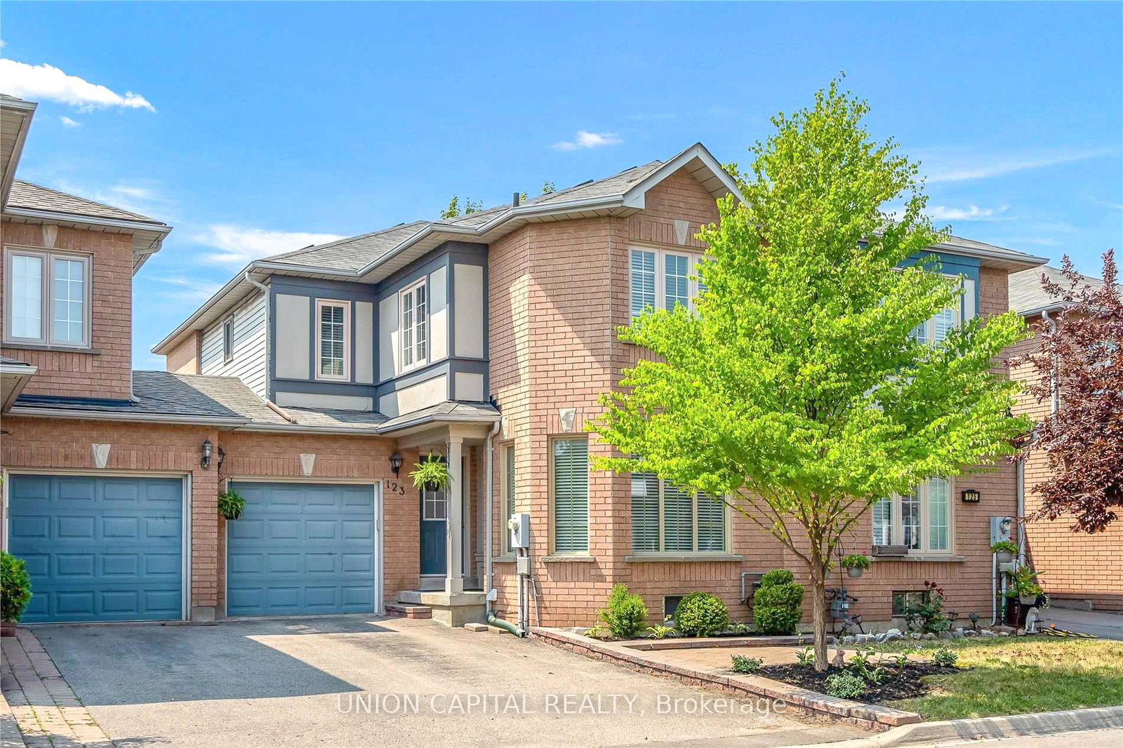 123-pinedale-gate-vaughan-ontario-n12837990
