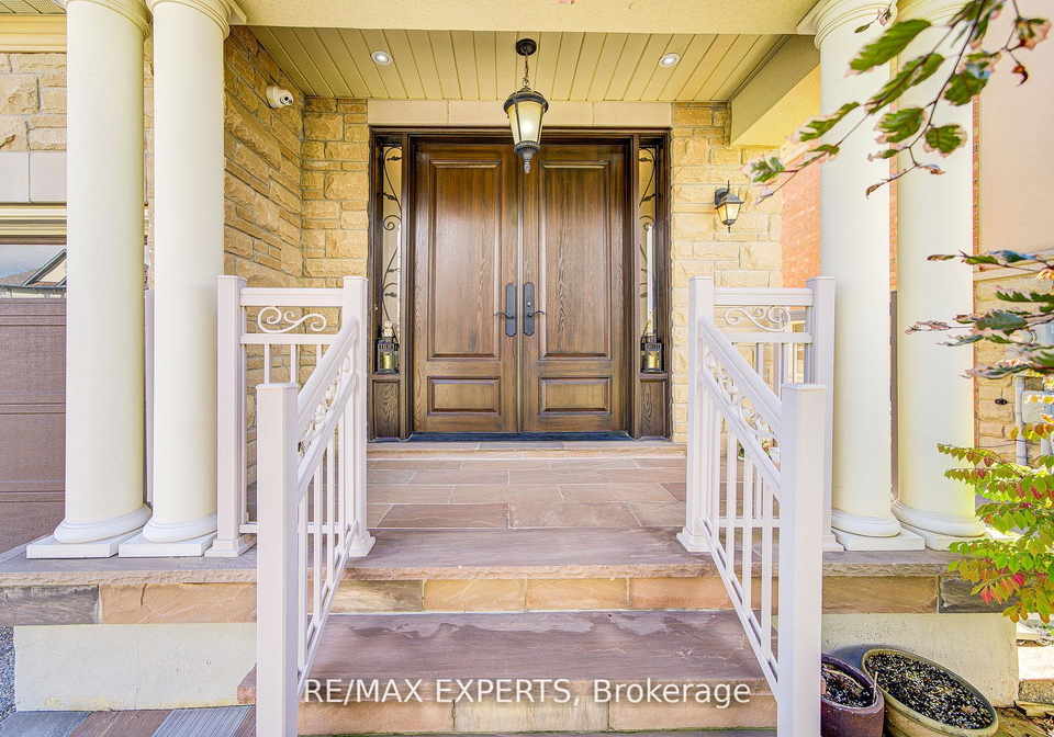 277-chatfield-drive-s-vaughan-ontario-n12838394