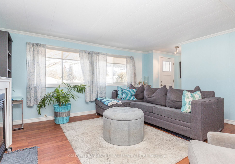 5-broadway-avenue-innisfil-ontario-n12838746