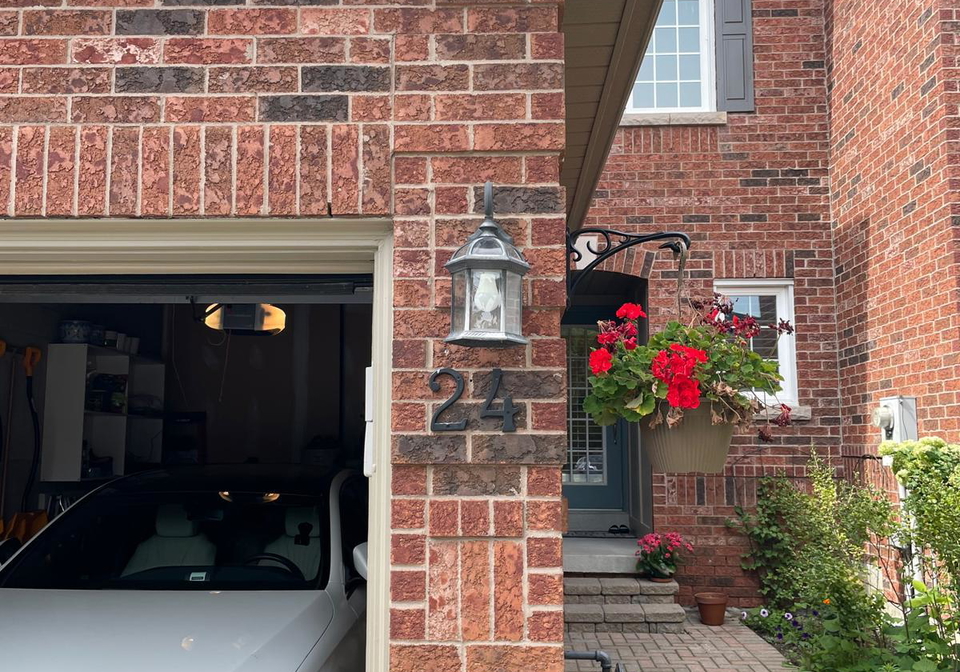 2-mary-gapper-crescent-richmond-hill-ontario-n12839652