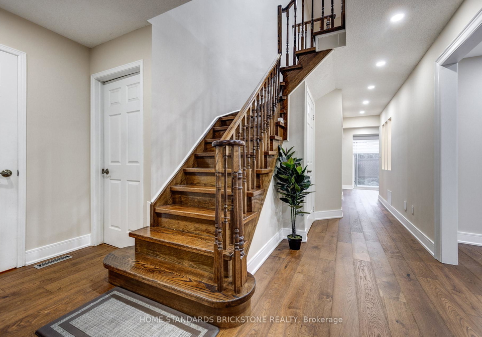 45-spring-gate-boulevard-vaughan-ontario-n12841652