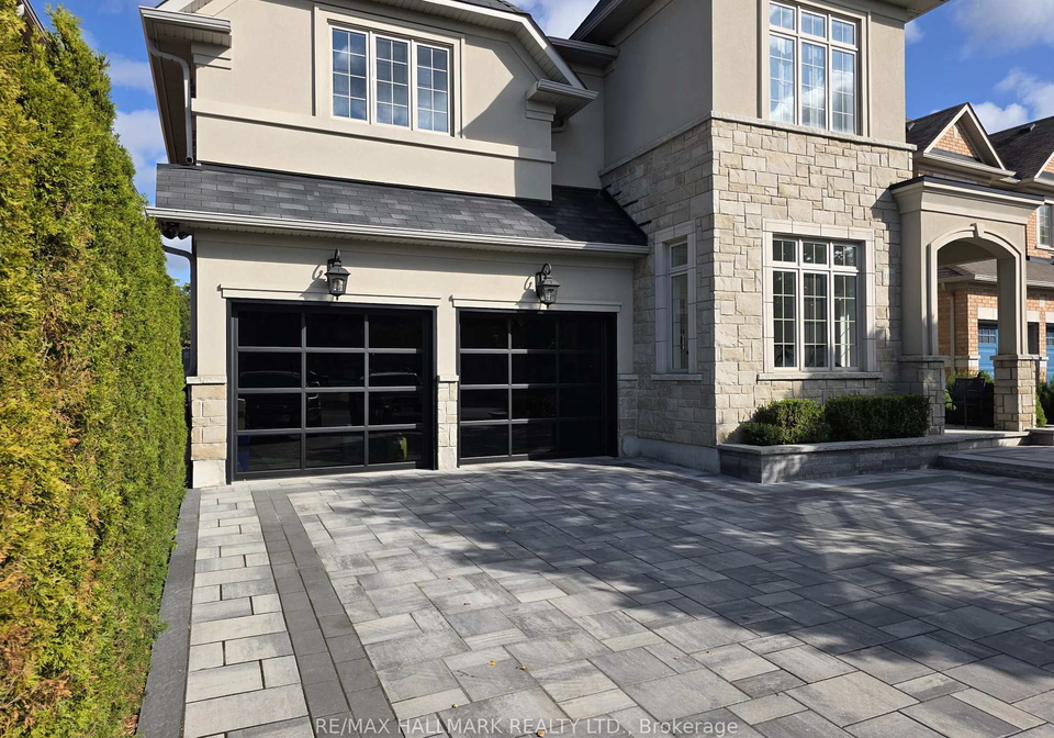 1135-cenotaph-boulevard-newmarket-ontario-n12841760