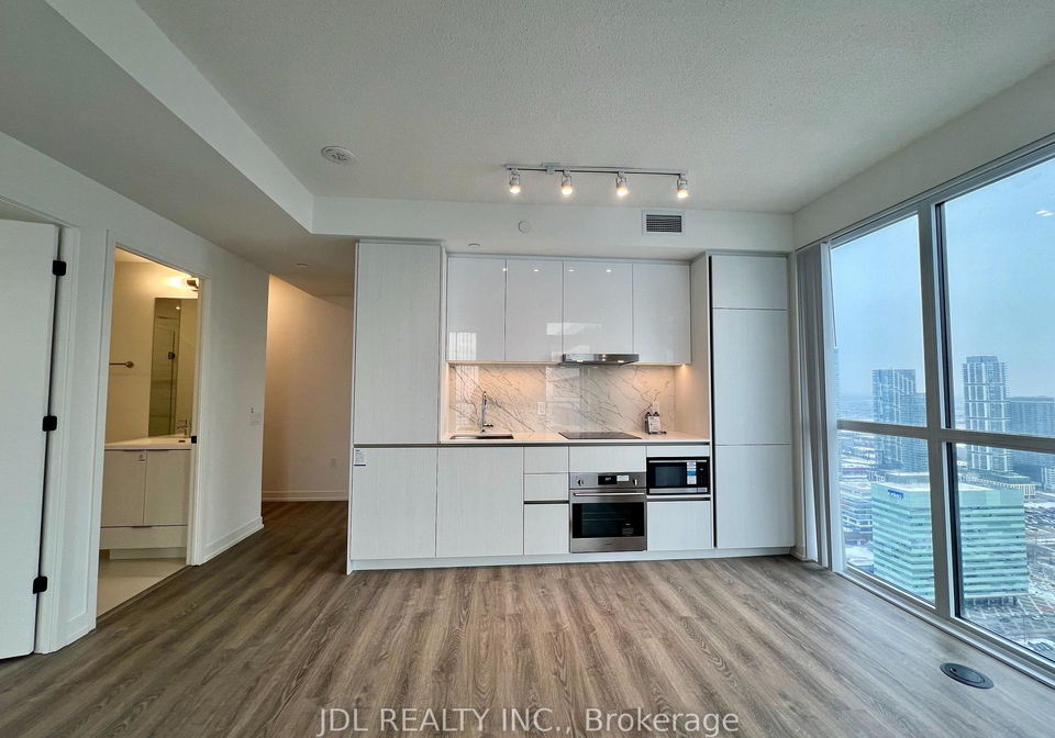 8-interchange-way-vaughan-ontario-n12842422
