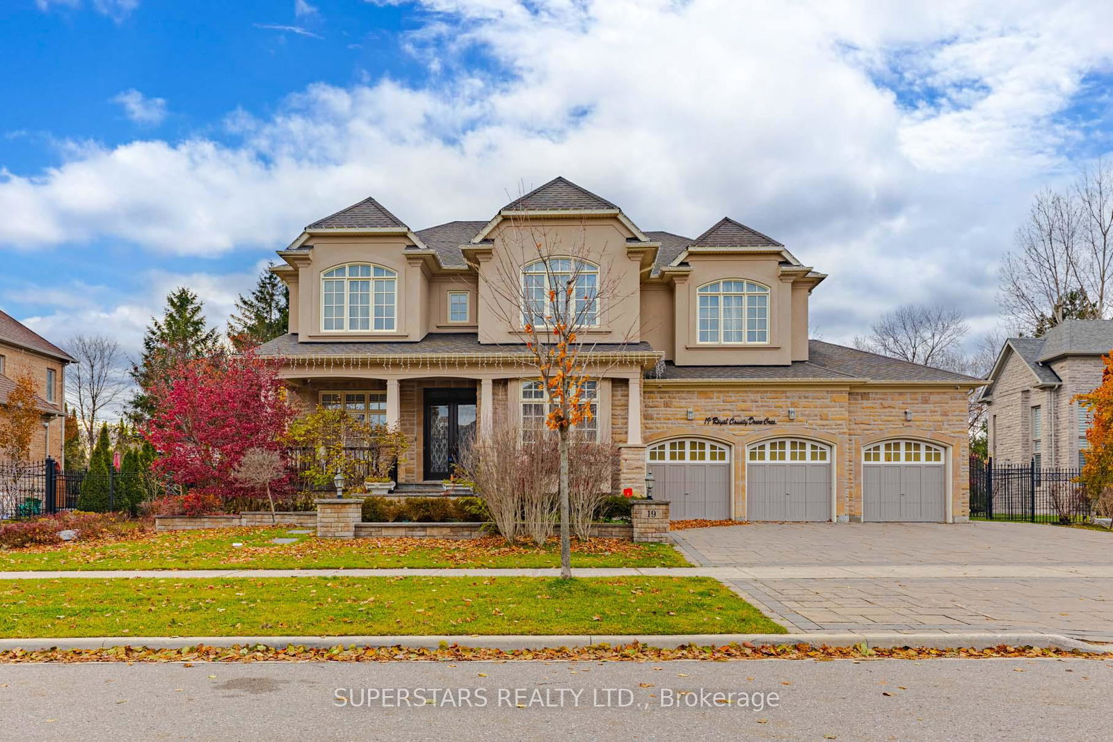 19-royal-county-down-crescent-markham-ontario-n12842950