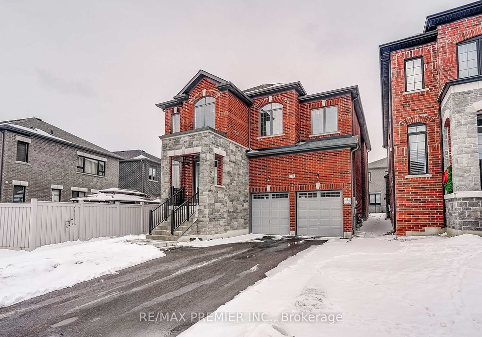 223-fallharvest-way-whitchurch-stouffville-ontario-n12843204