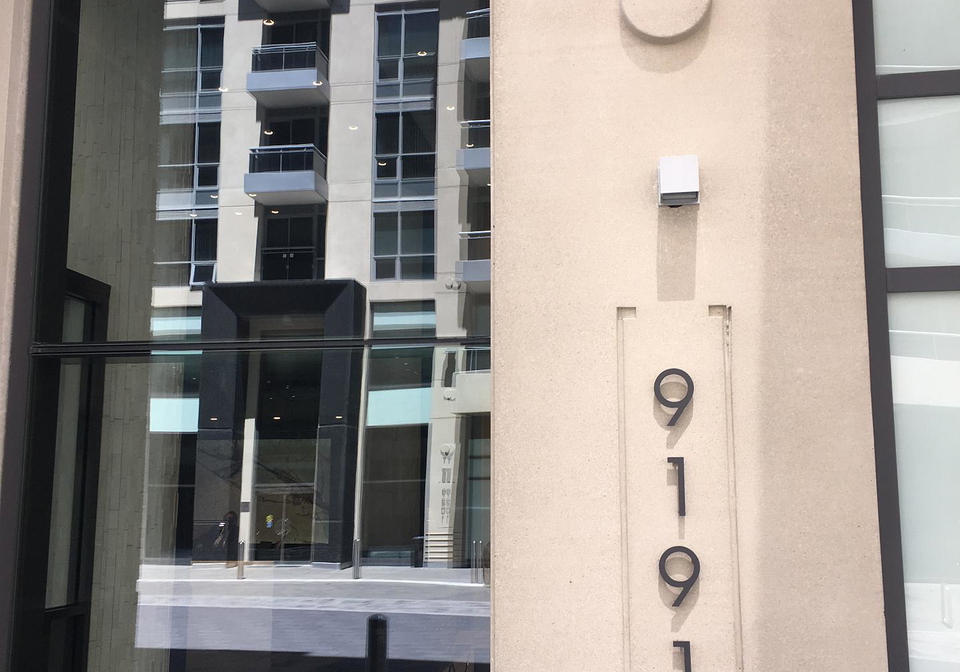 9191-yonge-street-richmond-hill-ontario-n12843332