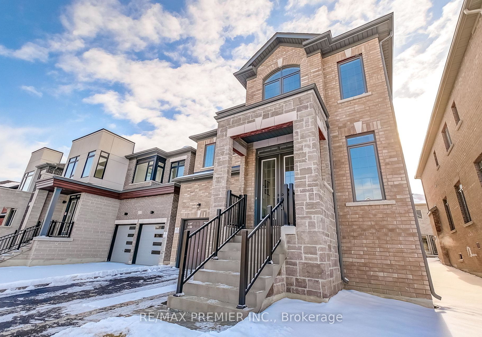 207-fallharvest-way-whitchurch-stouffville-ontario-n12843424