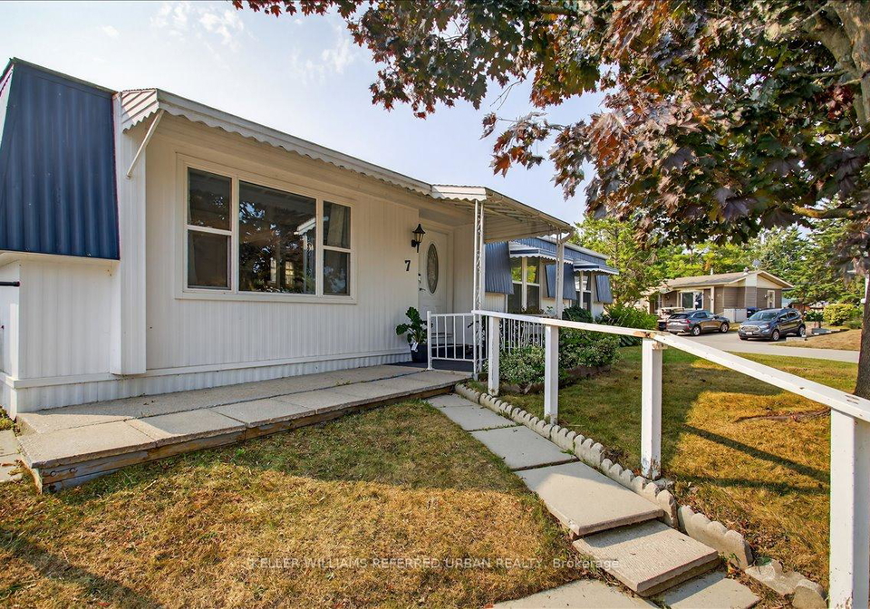 7-sunset-drive-innisfil-ontario-n12845572