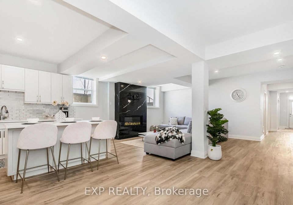21-lacrosse-trail-vaughan-ontario-n12845722
