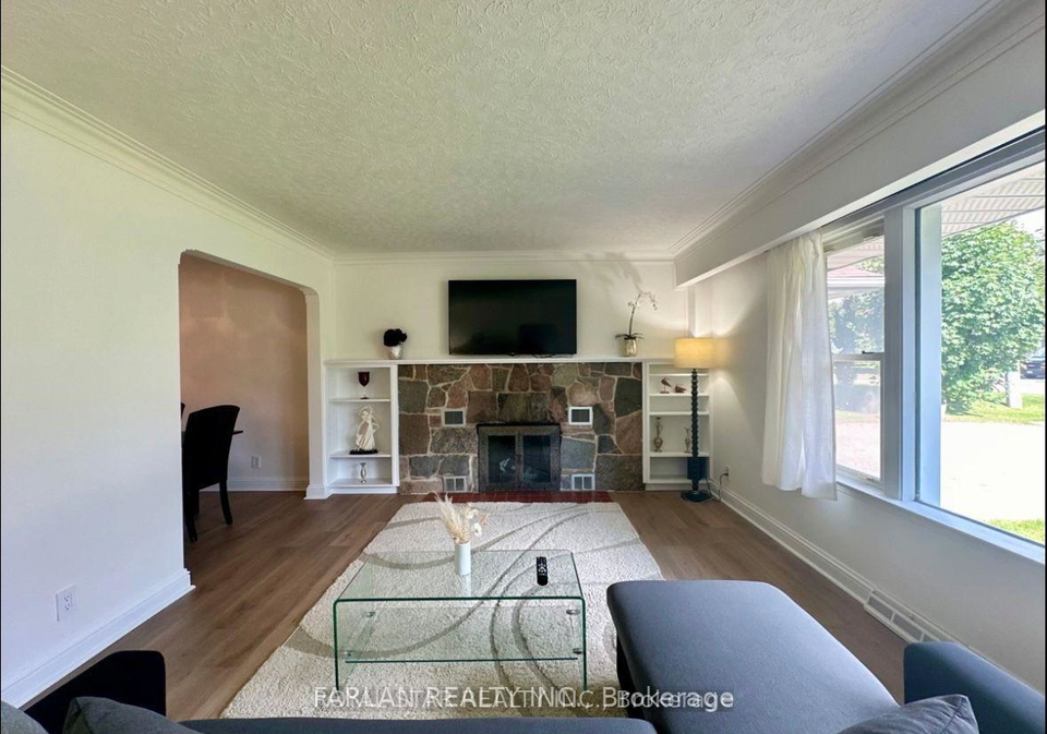 38-lake-avenue-richmond-hill-ontario-n12846096