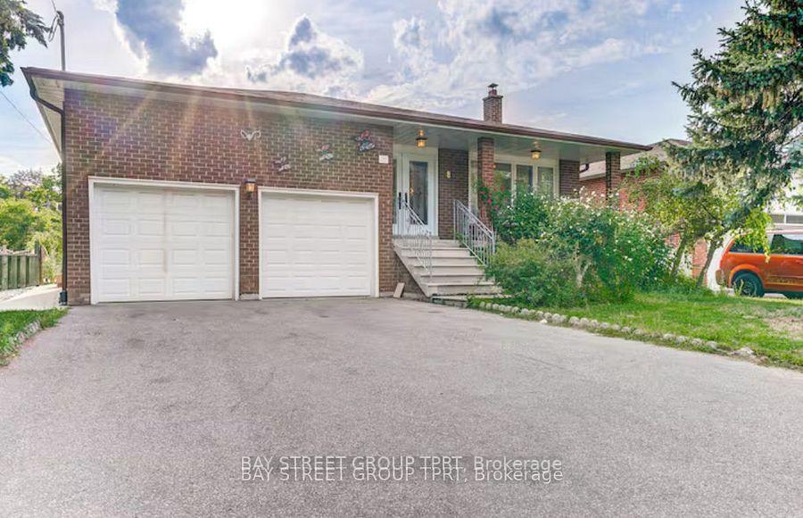 8-kersey-crescent-richmond-hill-ontario-n12846584