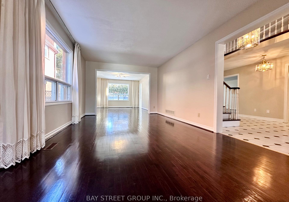 7-delancey-crescent-markham-ontario-n12847038