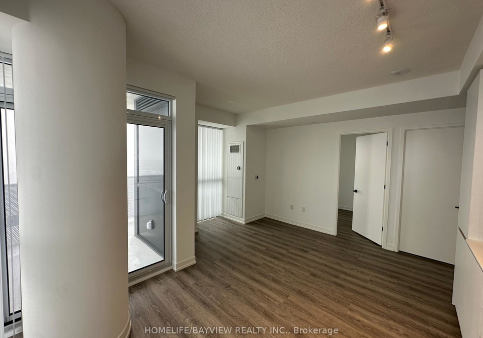 8-interchange-way-vaughan-ontario-n12847480