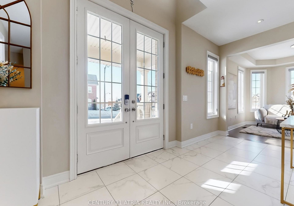 160-mondial-crescent-east-gwillimbury-ontario-n12847848
