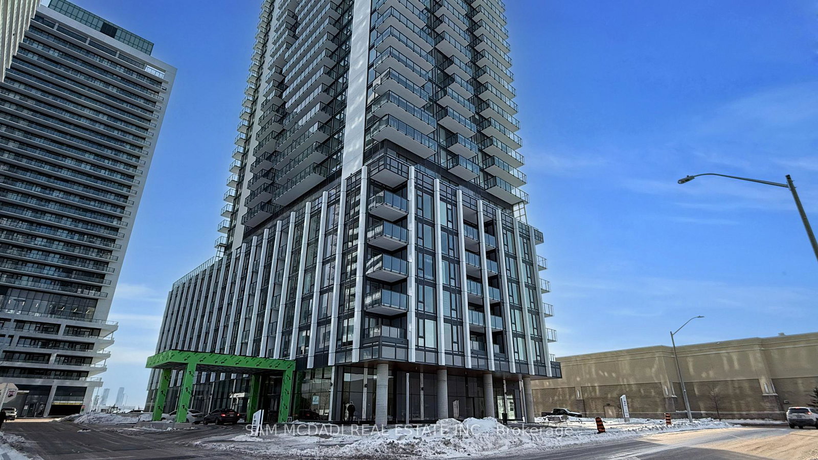 27-korda-gate-vaughan-ontario-n12847914