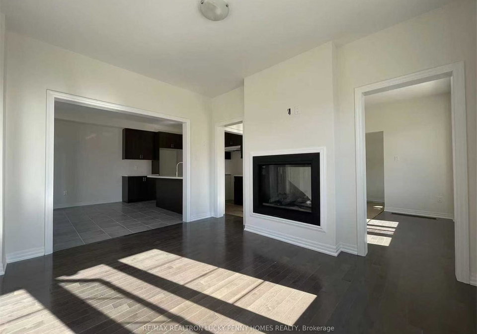 401-fred-mclaren-boulevard-markham-ontario-n12848302