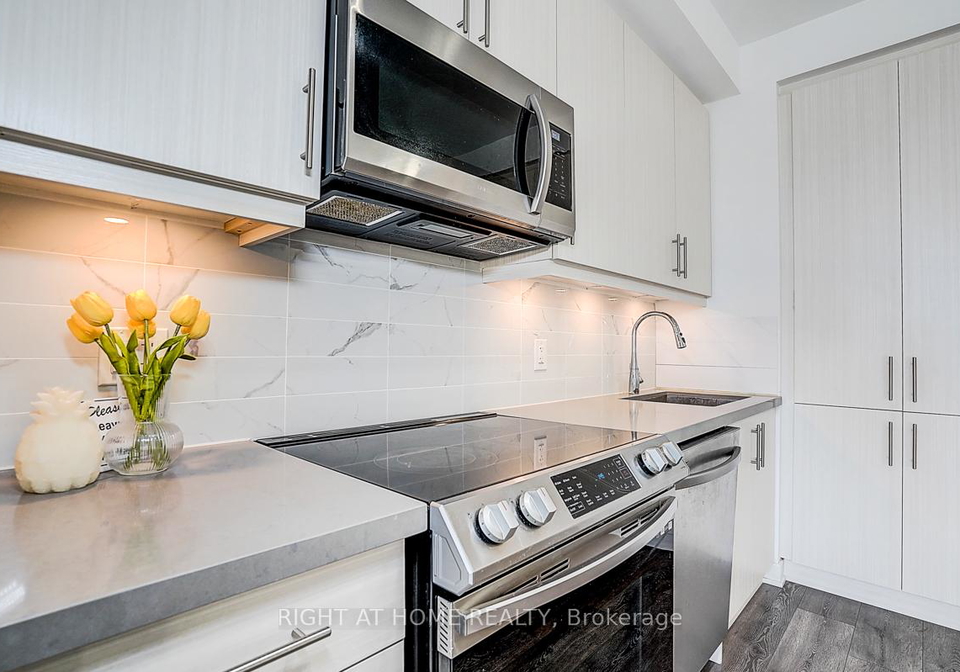 95-oneida-crescent-richmond-hill-ontario-n12849786