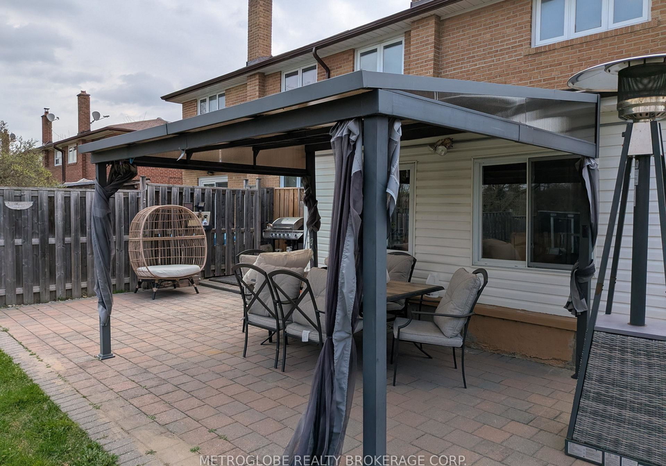 174-andrew-park-vaughan-ontario-n12851302