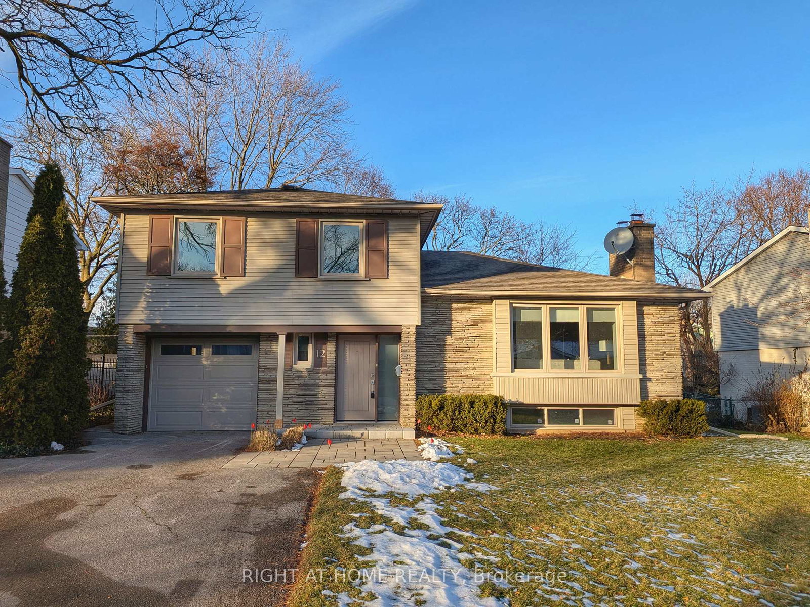 12-courtham-avenue-markham-ontario-n12851562