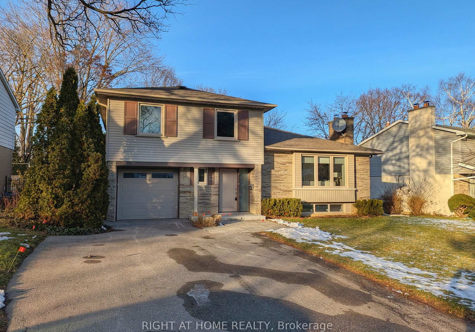 12-courtham-avenue-markham-ontario-n12851562