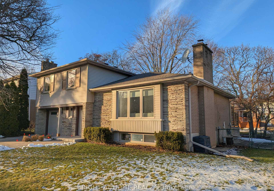 12-courtham-avenue-markham-ontario-n12851562