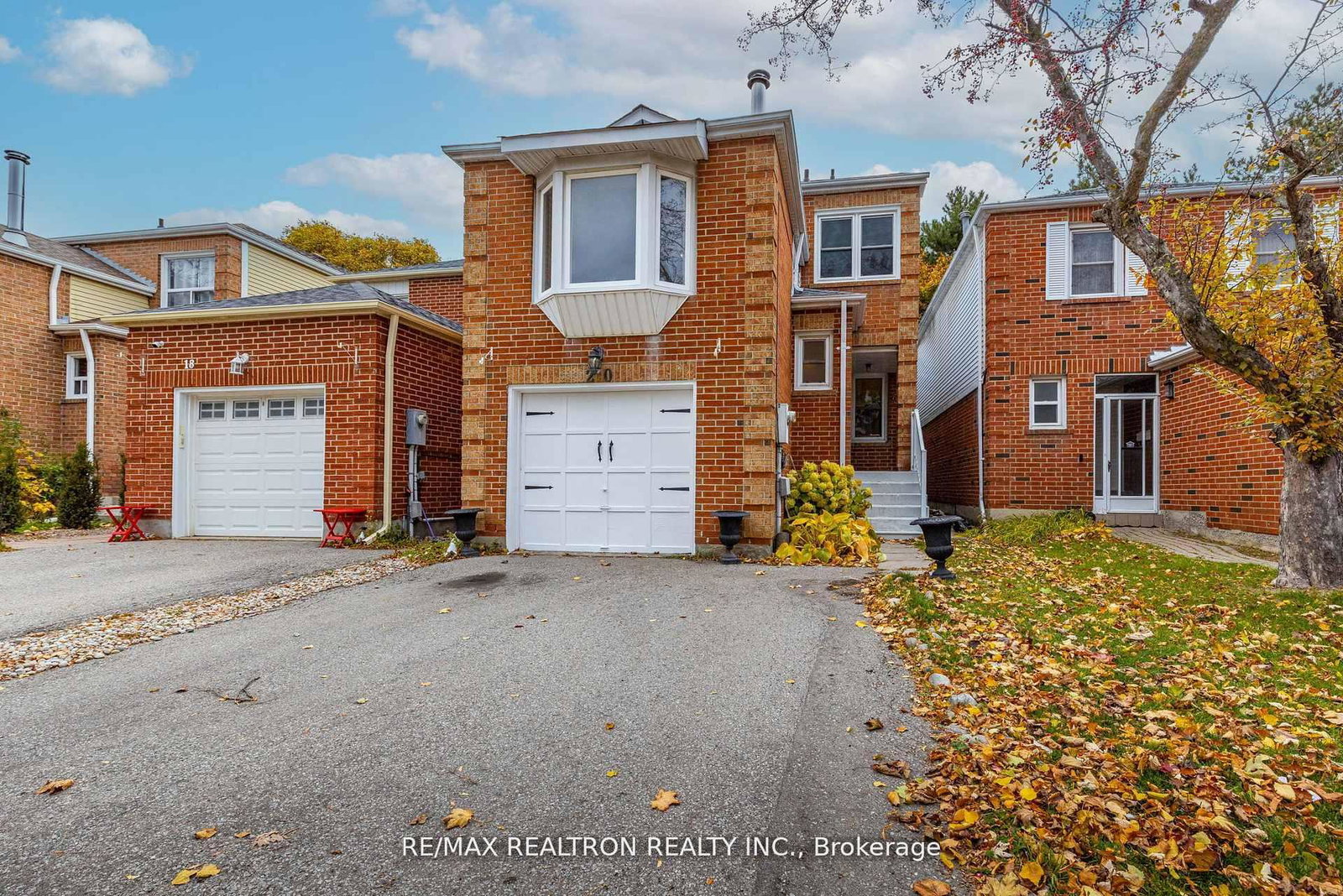 20-jonathan-gate-vaughan-ontario-n12851808