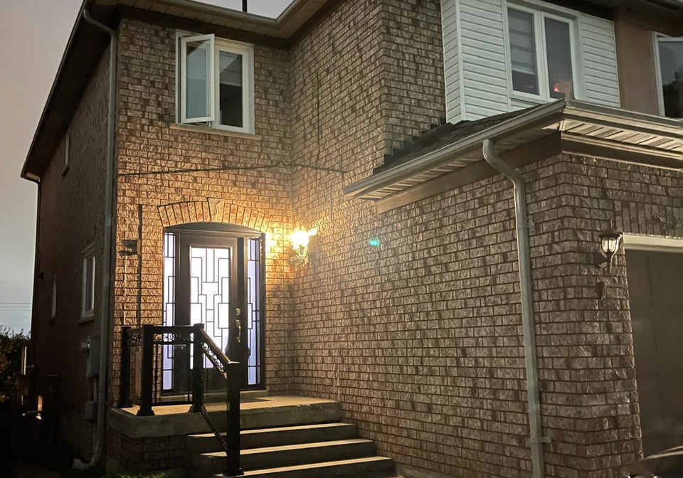 85-october-lane-aurora-ontario-n12852518